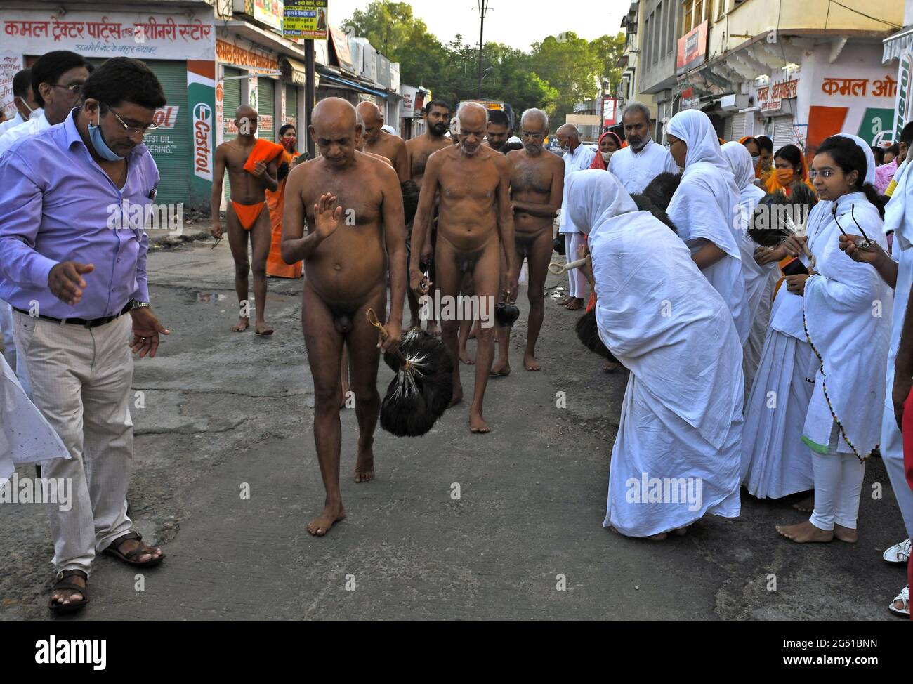 nacktheit-jain-monche.jpg
